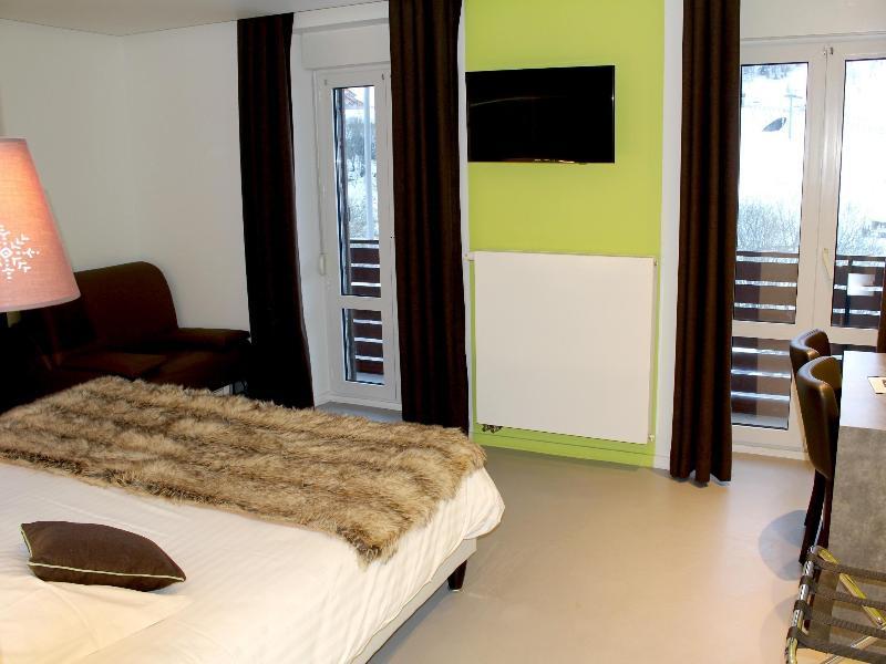 Logis Du Puy Ferrand Hotel 3*